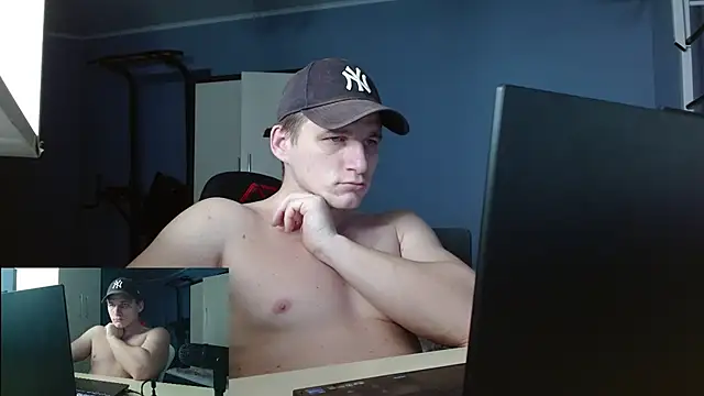 Snapshot of Poliglotjoe1 chatting on 01/18/26, 08:56 Poliglotjoe1 online show from 01/18/26, 08:56