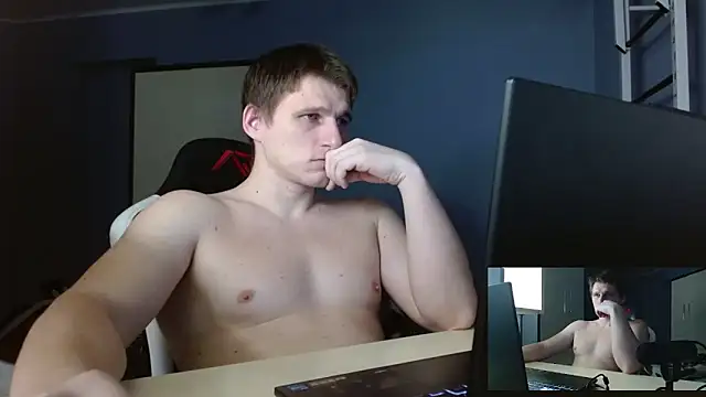 Snapshot of Poliglotjoe1 chatting on 02/18/26, 11:44 Poliglotjoe1 online show from 02/18/26, 11:44