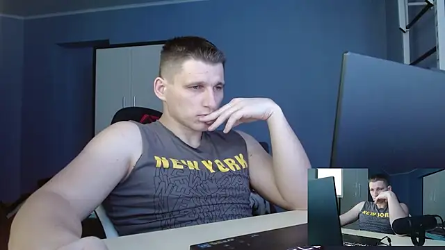 Snapshot of Poliglotjoe1 chatting on 02/20/26, 06:26 Poliglotjoe1 online show from 02/20/26, 06:26