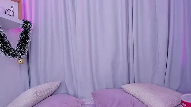 emmyheart7 online show from 12/17/25, 03:45