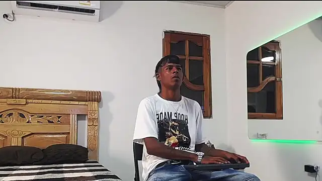 black boy22  online show from 11/26/25, 02:01