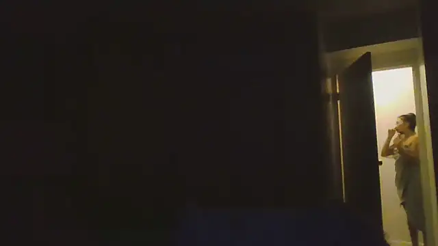 Snapshot of cryptokimgirl chatting on 03/03/26, 02:39 cryptokimgirl online show from 03/03/26, 02:39