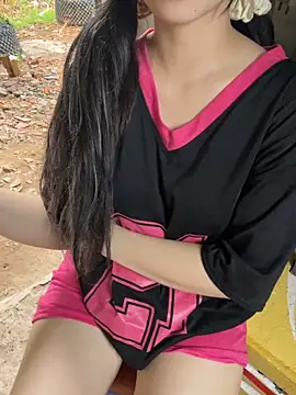 XndSeraphina online show from 02/26/26, 05:06