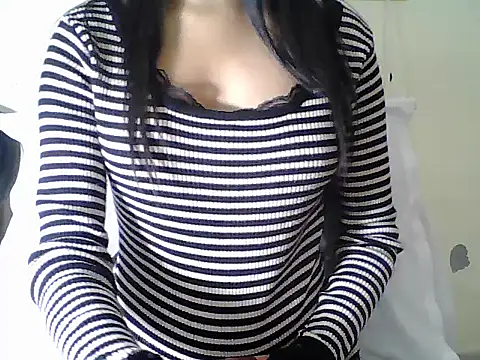 Bold girl23 online show from 12/17/25, 05:46