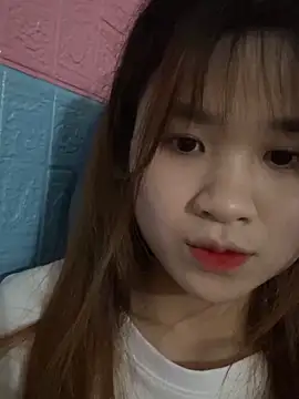 Snapshot of Spring-spring chatting on 11/29/25, 01:25 Spring-spring online show from 11/29/25, 01:25