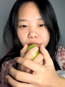 Kiee-lee online show from 12/14/25, 05:18