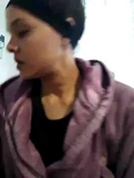 Snapshot of Cadence28 chatting on 12/01/25, 06:29 Cadence28 online show from 12/01/25, 06:29