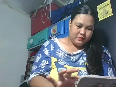 iloveshiritheslut online show from 11/25/25, 02:44