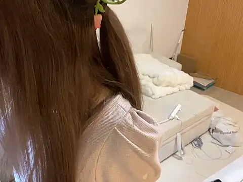 binyu rua online show from 04/24/26, 08:39