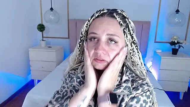 Alice Sinclair  online show from 01/13/26, 12:43