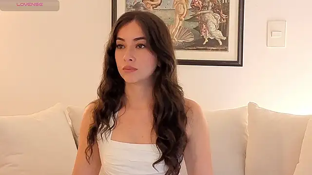 Snapshot of IsabellaSandoval chatting on 07/31/26, 10:42 IsabellaSandoval online show from 07/31/26, 10:42