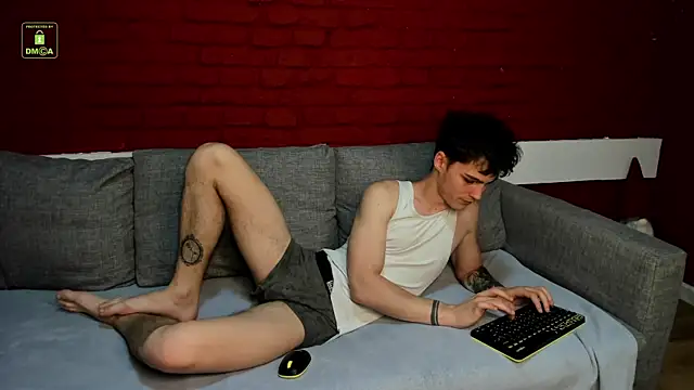 Snapshot of Adam_Porrter chatting on 06/20/26, 04:32 Adam Porrter online show from 06/20/26, 04:32