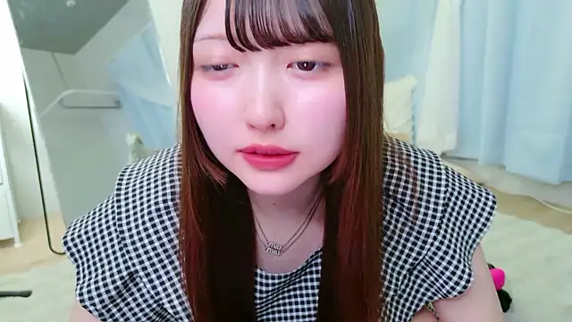 Snapshot of _Sakura_F chatting on 05/03/26, 04:35 Sakura F online show from 05/03/26, 04:35