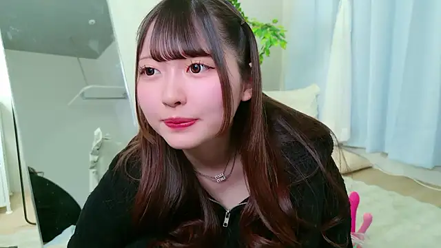 Snapshot of _Sakura_F chatting on 05/05/26, 03:31 Sakura F online show from 05/05/26, 03:31