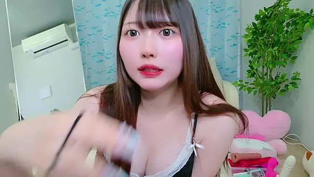 Snapshot of _Sakura_F chatting on 06/03/26, 02:33 Sakura F online show from 06/03/26, 02:33