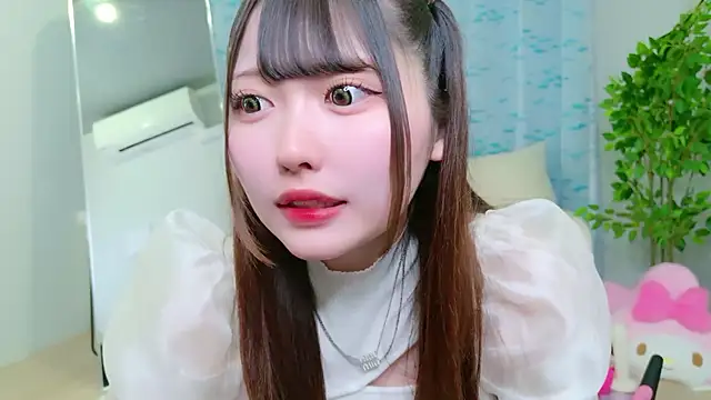 Snapshot of _Sakura_F chatting on 06/08/26, 03:45 Sakura F online show from 06/08/26, 03:45