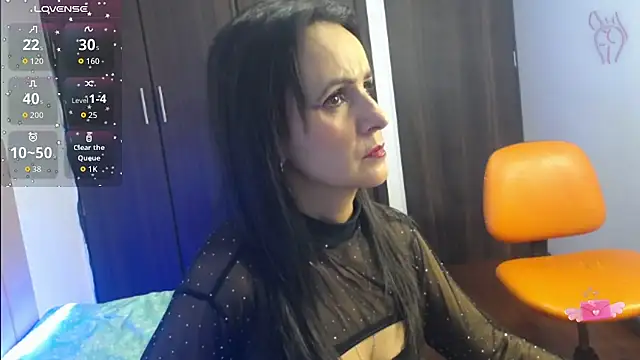 Snapshot of Juliana__lx chatting on 11/24/25, 12:49 Juliana lx online show from 11/24/25, 12:49