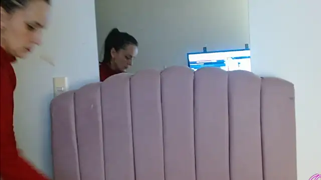 Juliana  lx online show from 03/17/26, 07:50