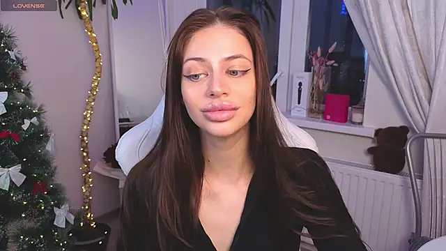 Daria Promisess online show from 12/04/25, 04:00