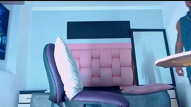 Hot Latino x online show from 02/06/26, 12:41