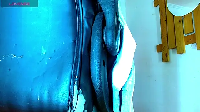 Hot Latino x online show from 02/09/26, 12:42