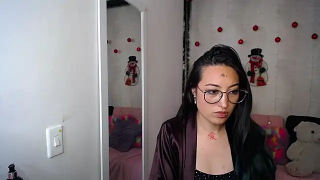 LunaAponte online show from 01/14/26, 11:42