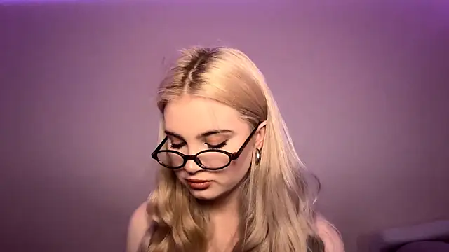 KarissaBoisse online show from 11/29/25, 05:38