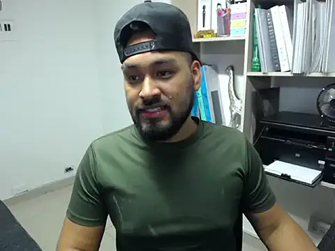 Liam hairy online show from 04/25/26, 07:33