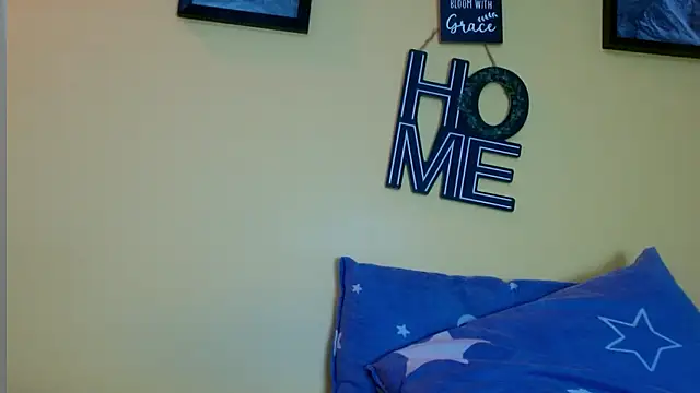 angel18evil online show from 01/15/26, 01:21