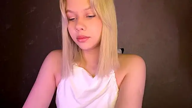 RosarioOler online show from 11/30/25, 03:32