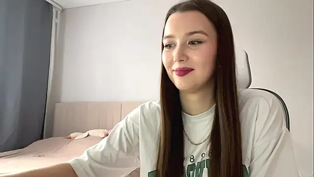 Snapshot of Annie_SmiIe chatting on 11/21/25, 06:23 Annie SmiIe online show from 11/21/25, 06:23