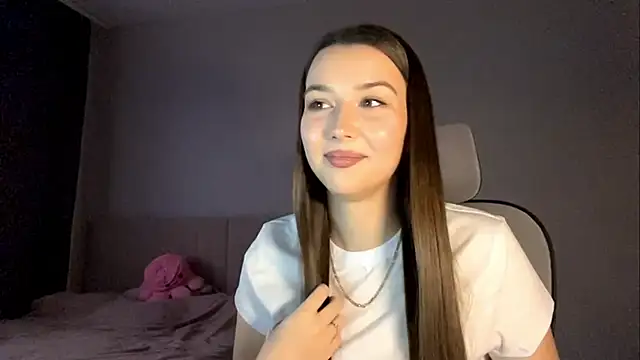 Snapshot of Annie_SmiIe chatting on 11/24/25, 10:15 Annie SmiIe online show from 11/24/25, 10:15