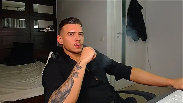 ElijahThorne online show from 01/08/26, 06:26