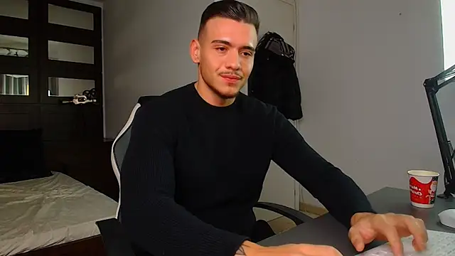 ElijahThorne online show from 01/10/26, 08:38