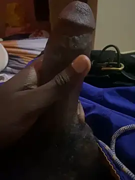 Snapshot of tttsjslo chatting on 11/24/25, 02:39 tttsjslo online show from 11/24/25, 02:39