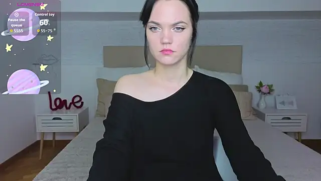 Camila 777  online show from 11/27/25, 09:39