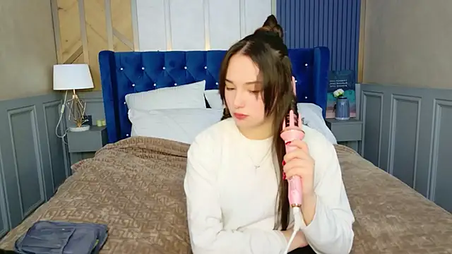 Amber Bond online show from 01/16/26, 06:06