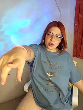 mila curvy online show from 02/25/26, 06:12