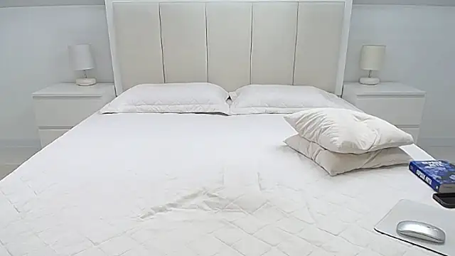 Milena29 online show from 03/11/26, 06:19