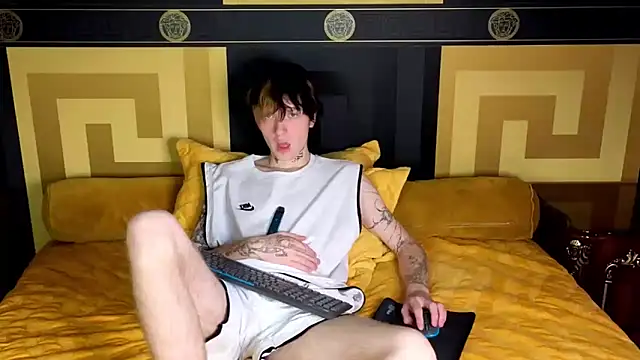 TRAVIS CLAS online show from 11/23/25, 08:19