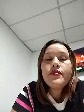 Paola-Lond online show from 11/27/25, 04:03