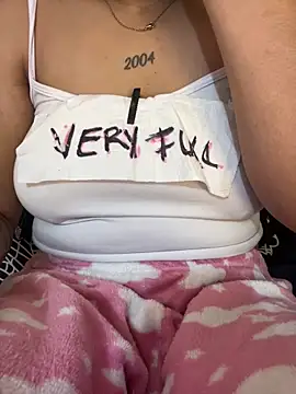 Snapshot of Brunette_Dirty_0limits chatting on 02/12/26, 08:15 Brunette Dirty 0limits online show from 02/12/26, 08:15