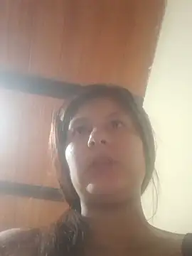 Snapshot of AnaMaria-12 chatting on 11/21/25, 09:02 AnaMaria-12 online show from 11/21/25, 09:02