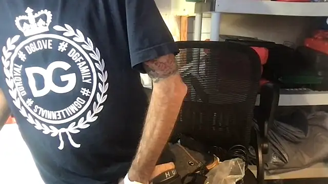 SinlessFreedom7 online show from 02/06/26, 05:49