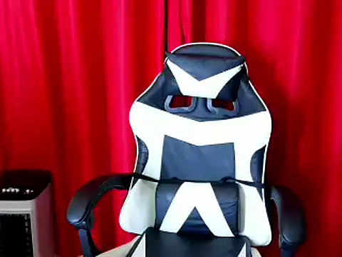 lovelyxmorena online show from 07/06/26, 12:13