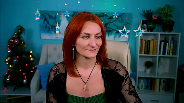 DianaTorrens online show from 12/18/25, 09:37