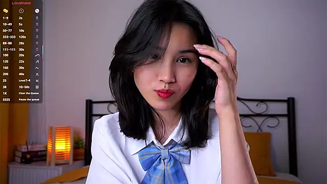 StaciaBratz online show from 12/01/25, 07:08