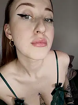 Susiee Redd online show from 03/23/26, 02:43