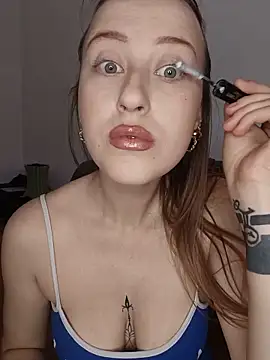 Susiee Redd online show from 05/18/26, 09:59
