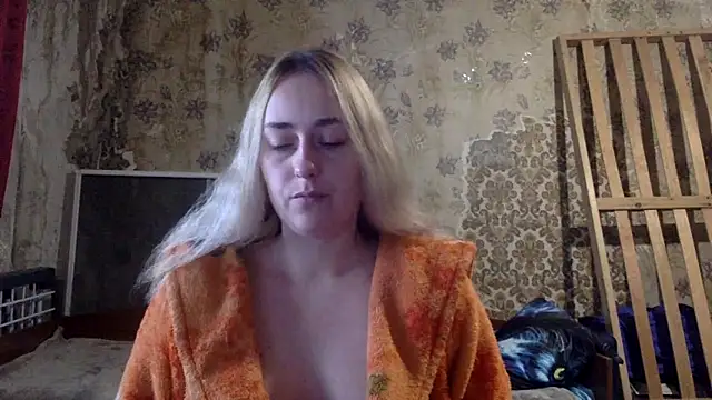 Snapshot of Vassila69 chatting on 12/20/25, 12:12 Vassila69 online show from 12/20/25, 12:12